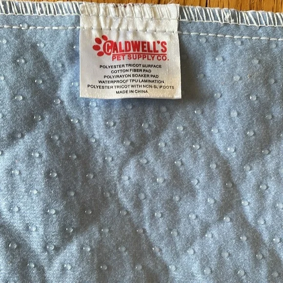 NWOT~Set Of 6 Puppy Mats~Gray & Animal Print Designed 4 Small/2 Large Mat - Picture 3 of 16